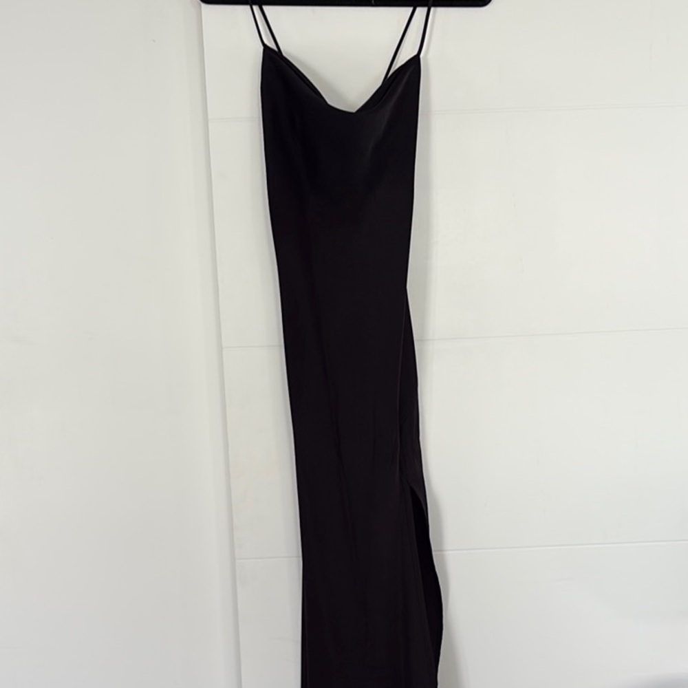 Astr Black Spaghetti Strap Slip Midi Dress